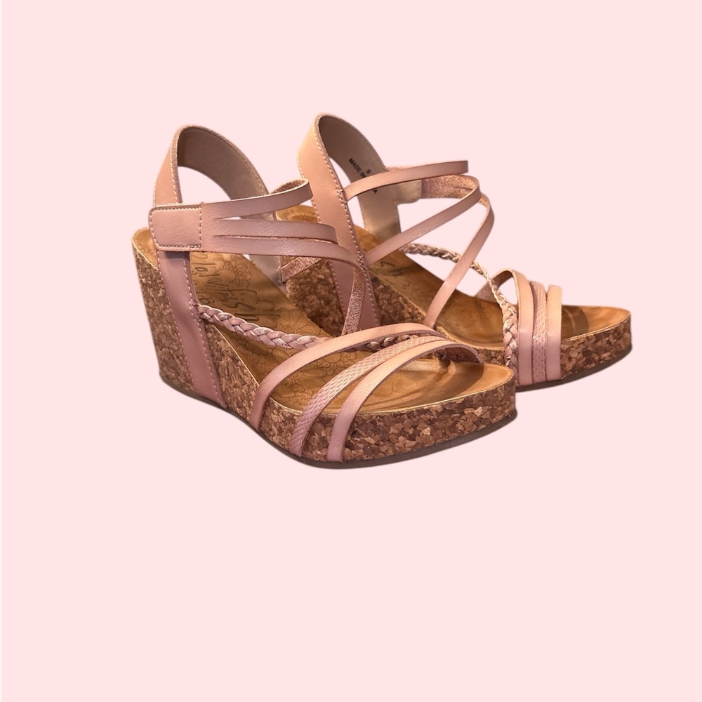 Elegant Pink Wedge Sandals